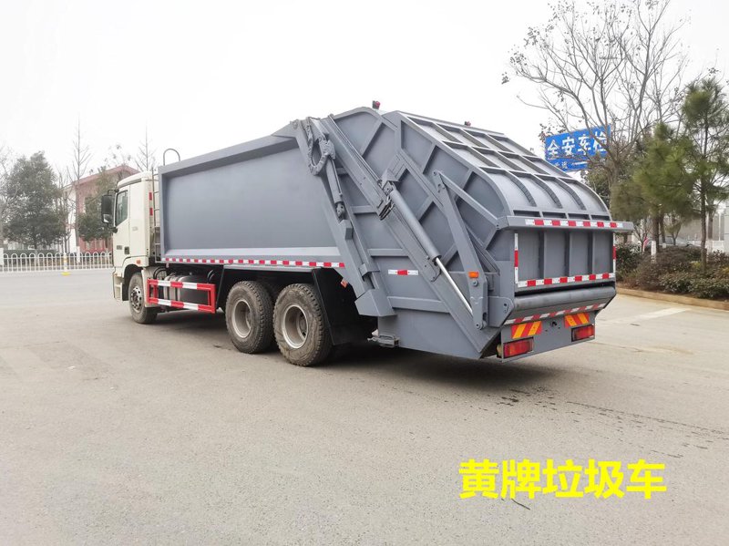 湖北洒水车市场的活力与趋势